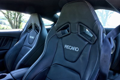 Ford Mustang GT5.0 mit Recaro Sportsitzen