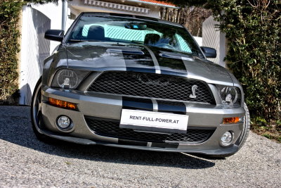 Ford Mustang Shelby GT 500 in der Nähe von Wien mieten