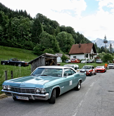 mieten Sie den Chevrolet Impala oder Ford Mustang für eine Oldtimerveranstaltung