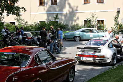 auch Oldtimer von Porsche und Volvo sind bei der Arboe Classic unterwegs